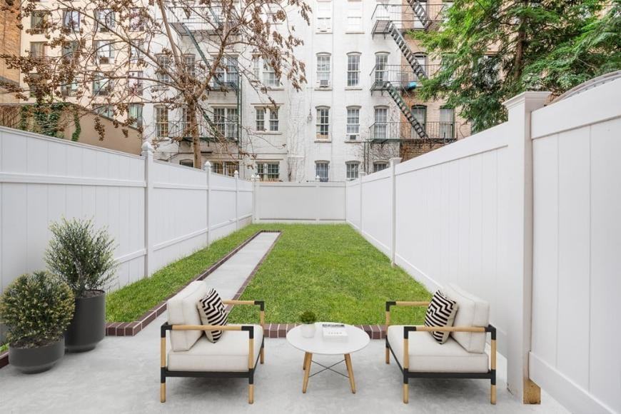 Listing photo 1 of 5