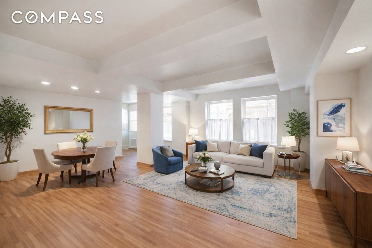 Listing photo 1 of 5