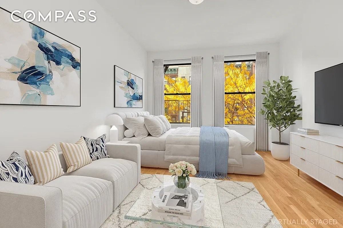 Listing photo 1 of 5