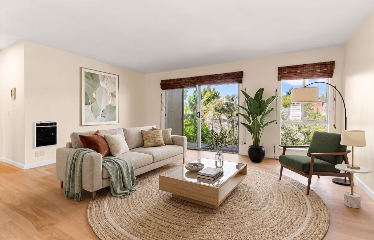 Listing photo 1 of 5