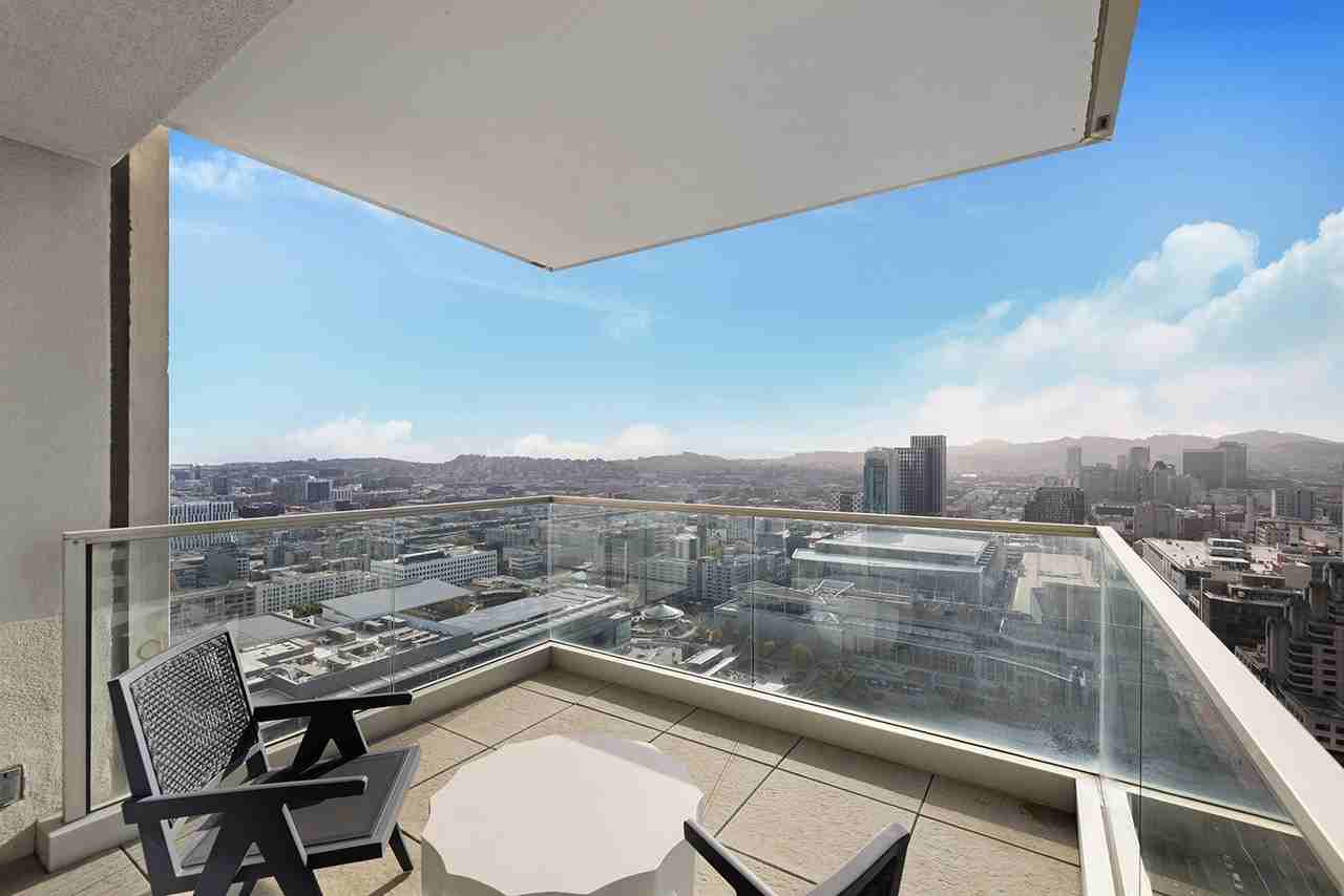 Listing photo 1 of 5