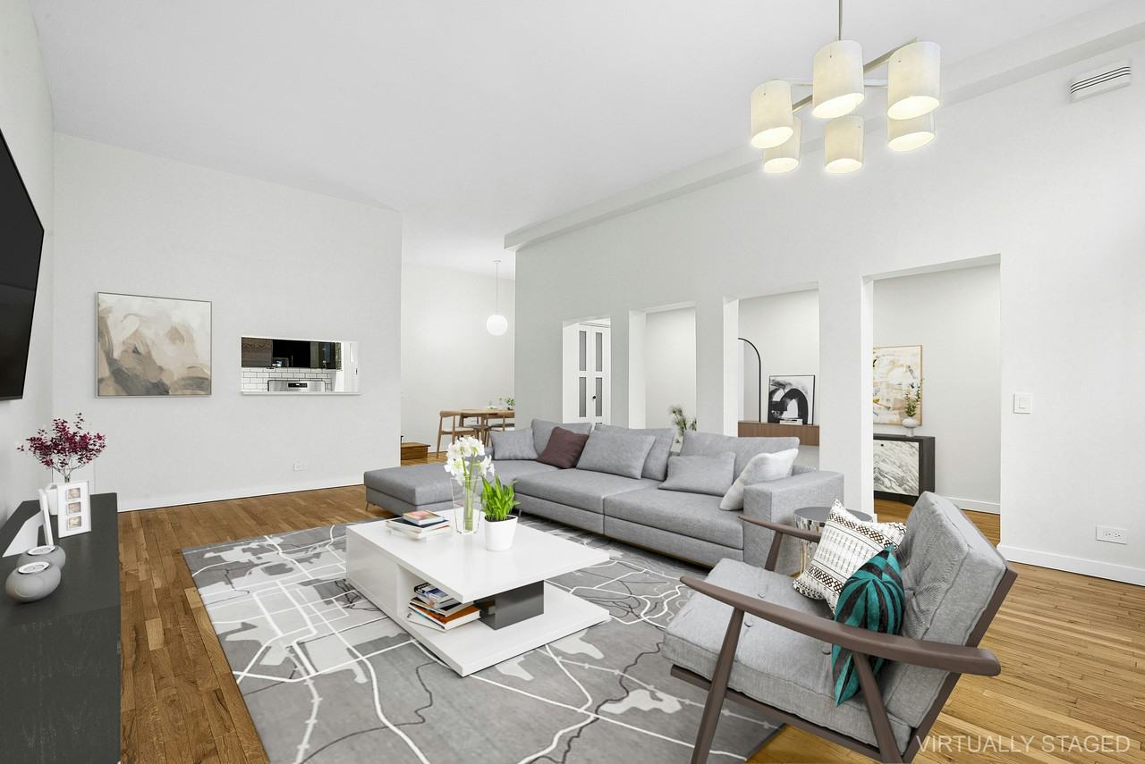 Listing photo 1 of 5