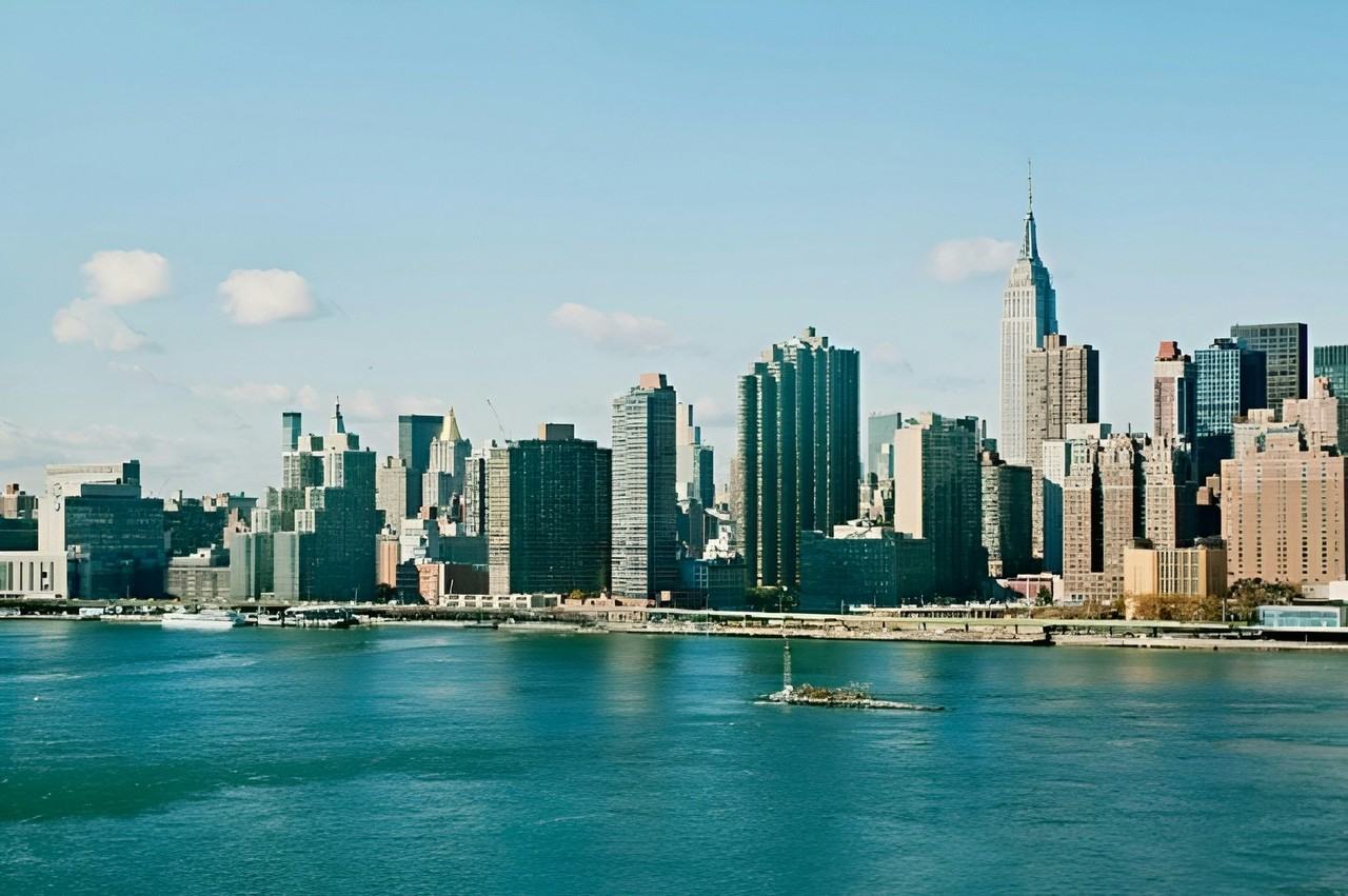 Listing photo 1 of 5