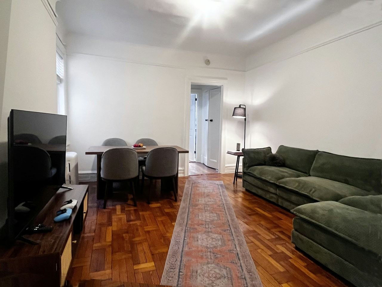 Listing photo 1 of 4
