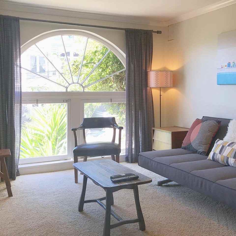 Listing photo 1 of 5