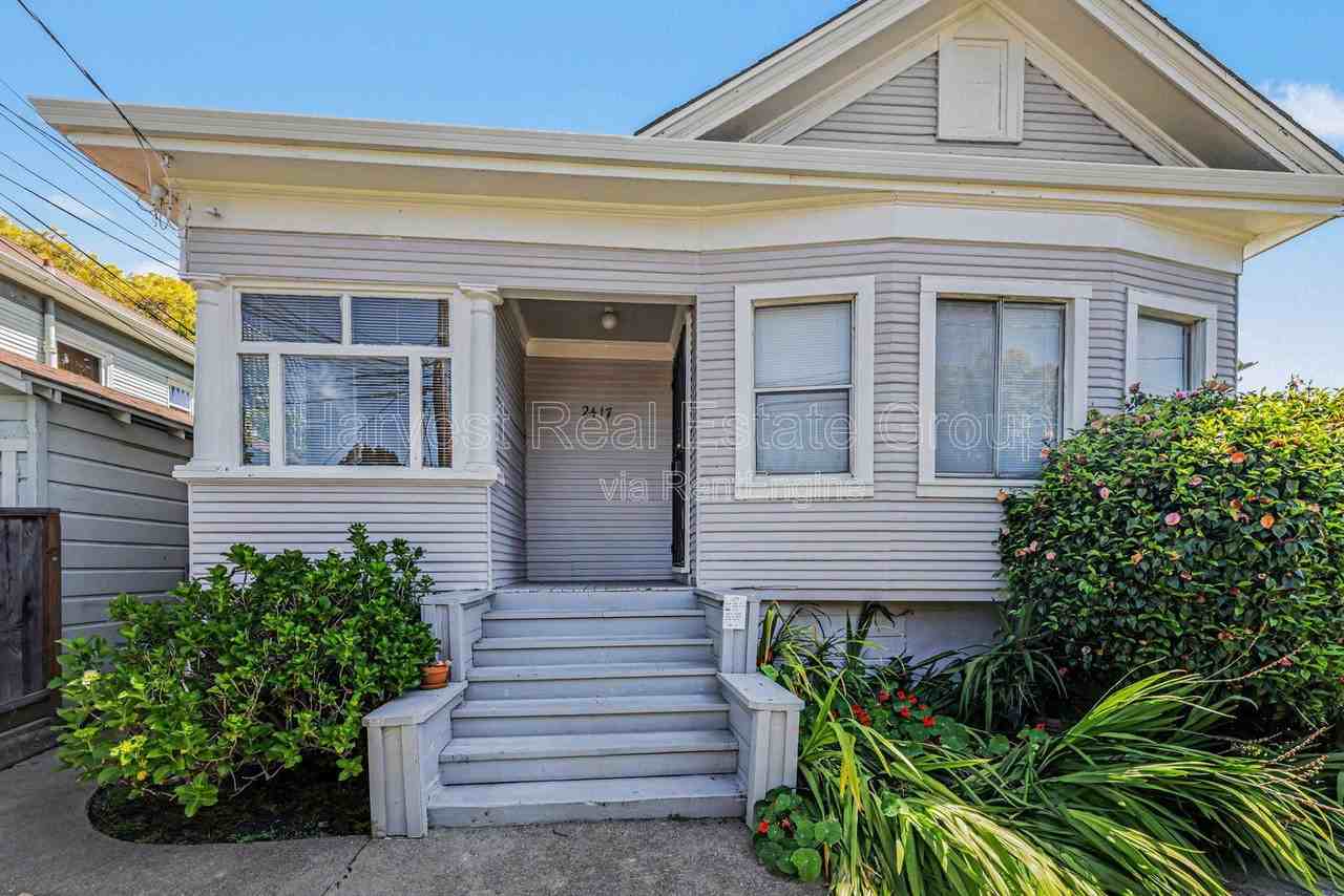 Listing photo 1 of 5