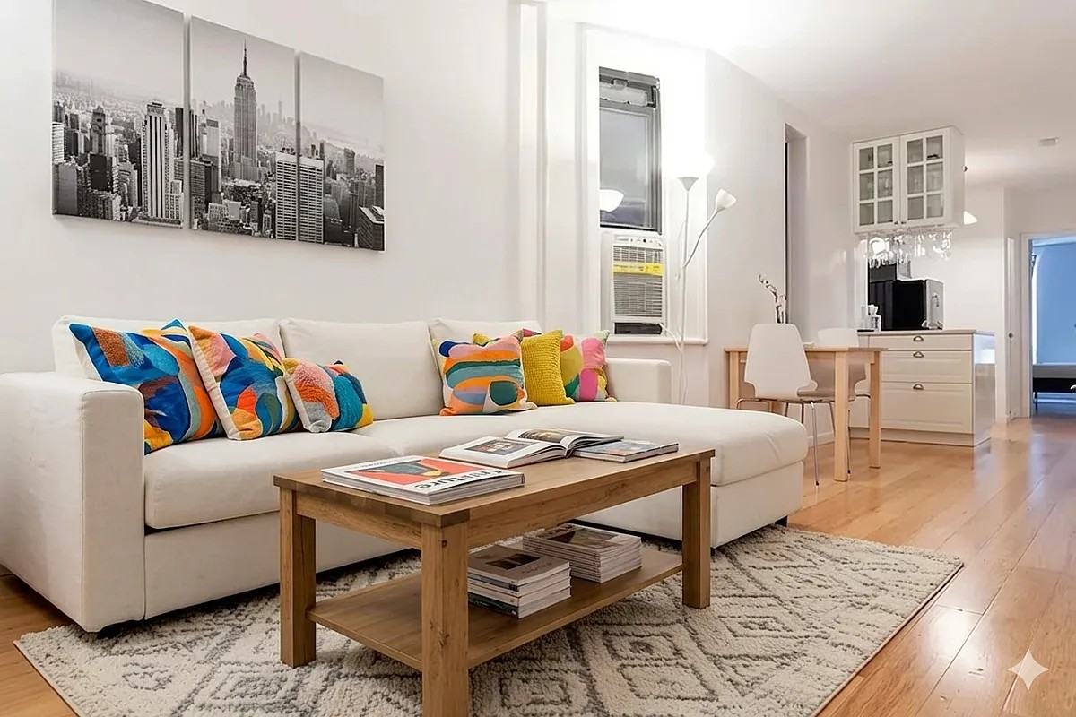 Listing photo 1 of 5