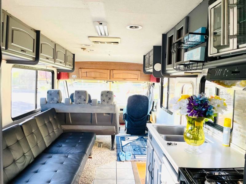 Listing photo 1 of 5