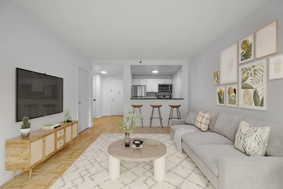 Listing photo 1 of 5