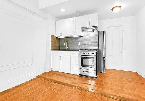 Listing photo 1 of 5