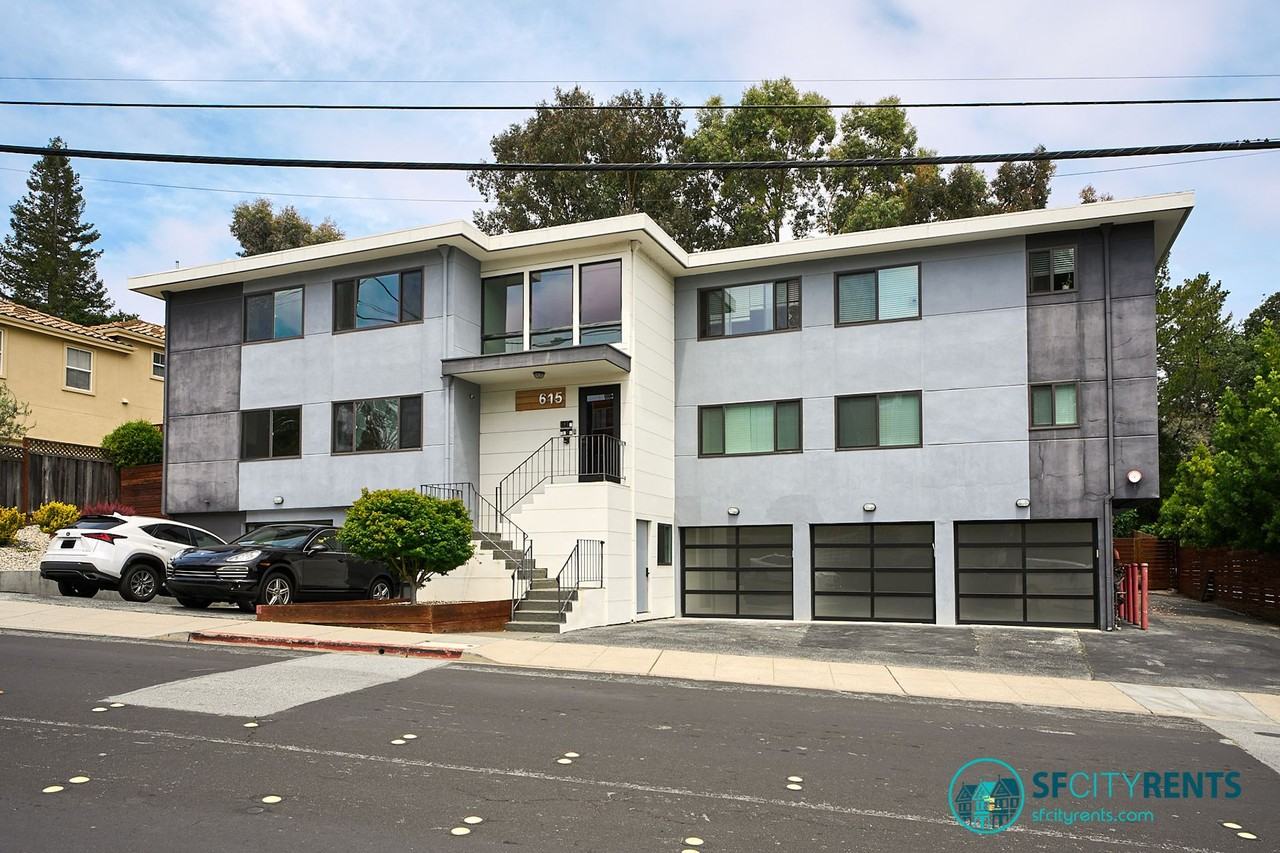 Listing photo 1 of 5