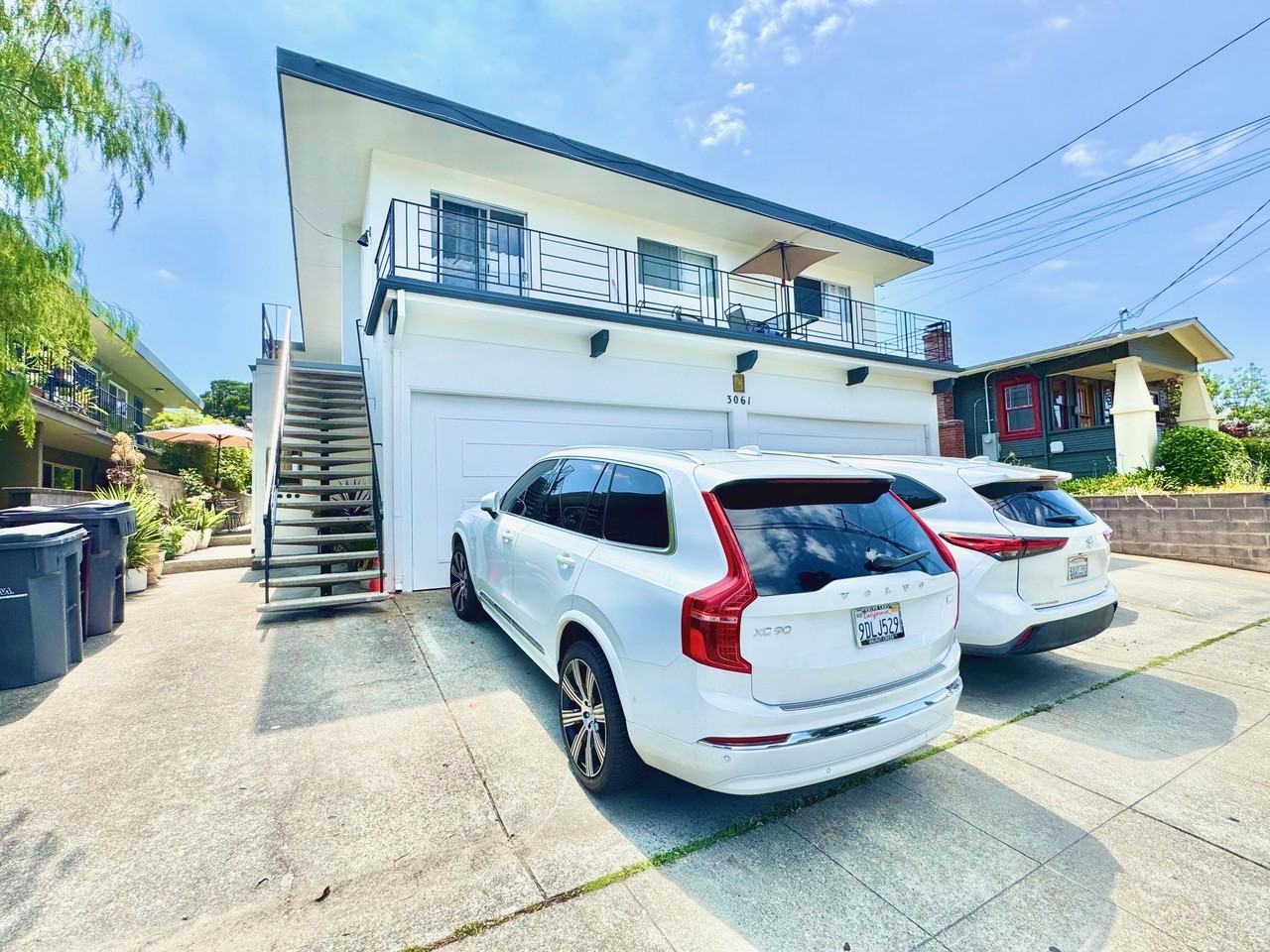 Listing photo 1 of 5