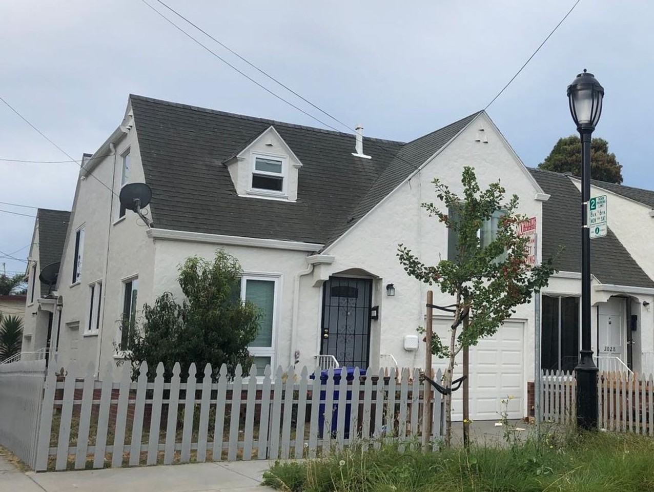 Listing photo 1 of 5