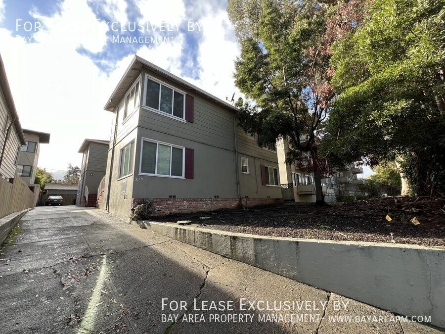 Listing photo 1 of 5