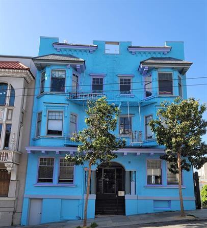 Listing photo 1 of 5
