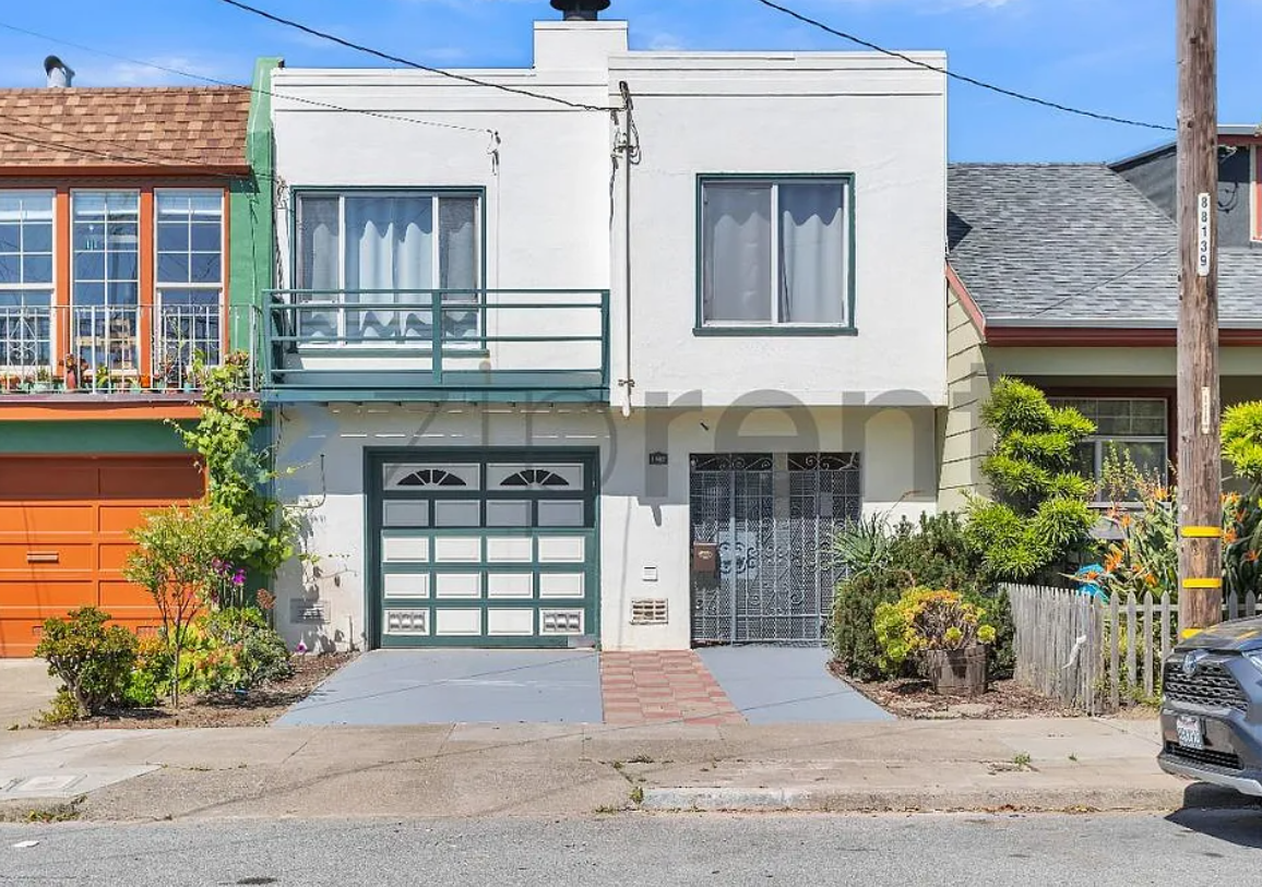 Listing photo 1 of 5
