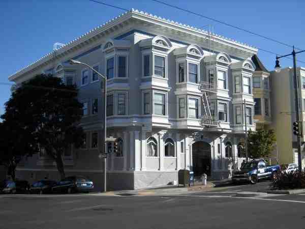 Listing photo 1 of 5