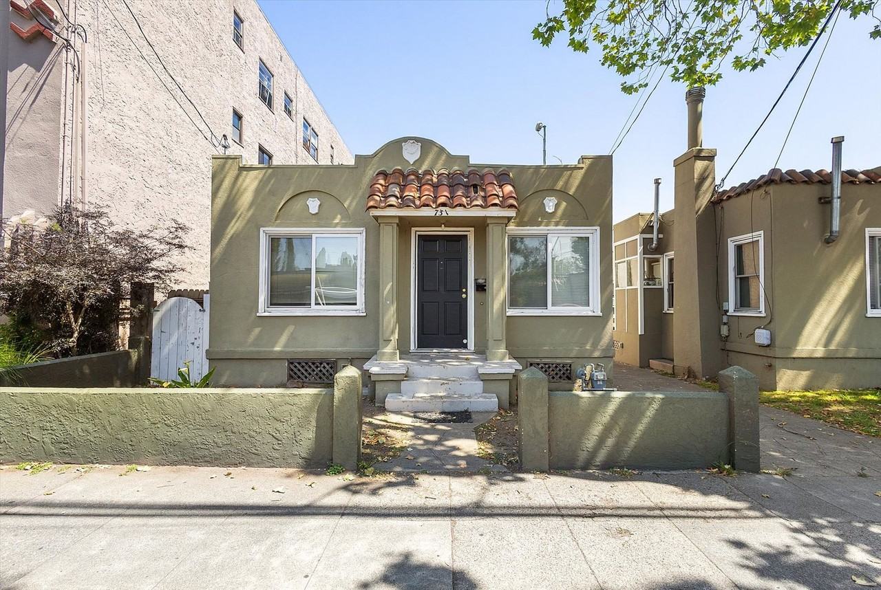 Listing photo 1 of 5