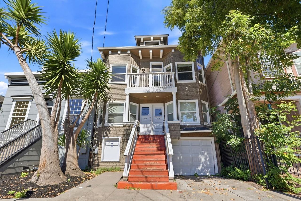 Listing photo 1 of 5