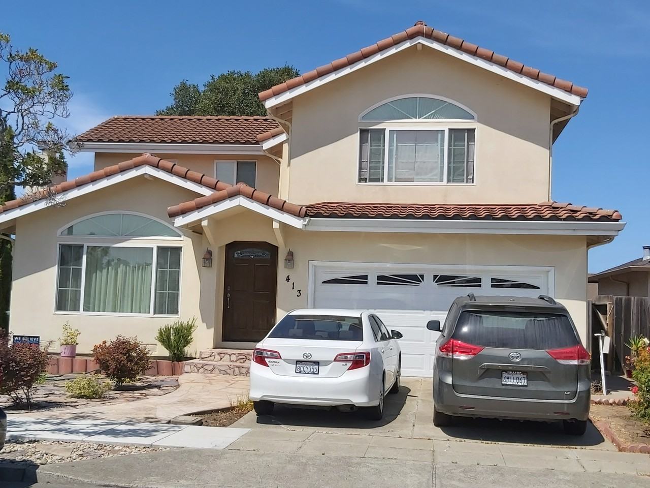 Listing photo 1 of 5