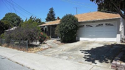 Listing photo 1 of 5