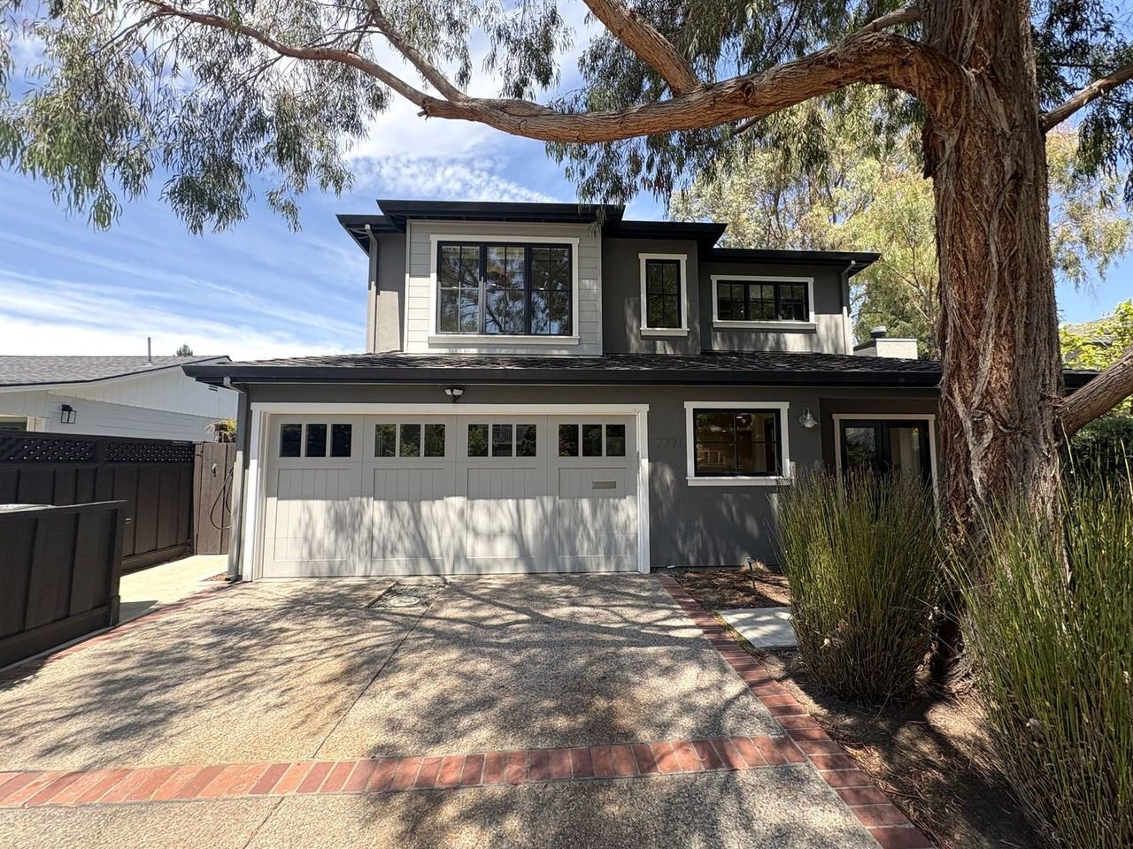 Listing photo 1 of 5