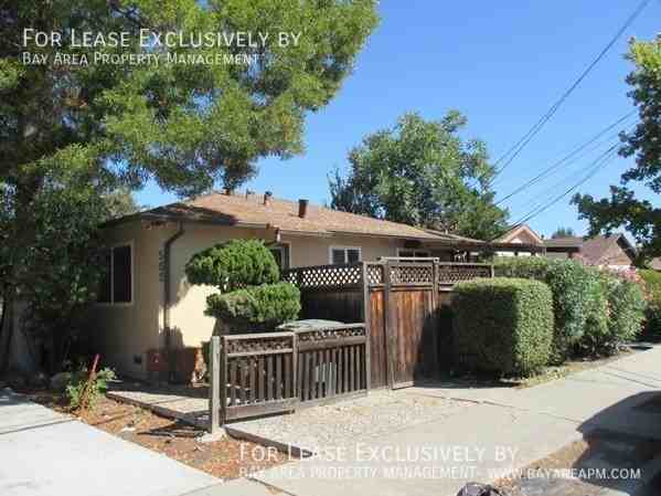 Listing photo 1 of 5