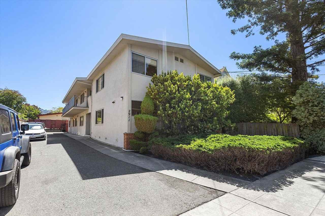Listing photo 1 of 5