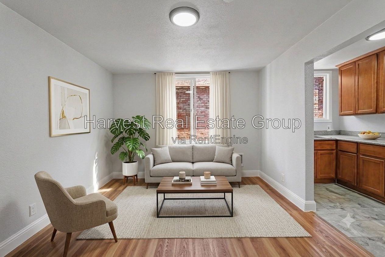Listing photo 1 of 5