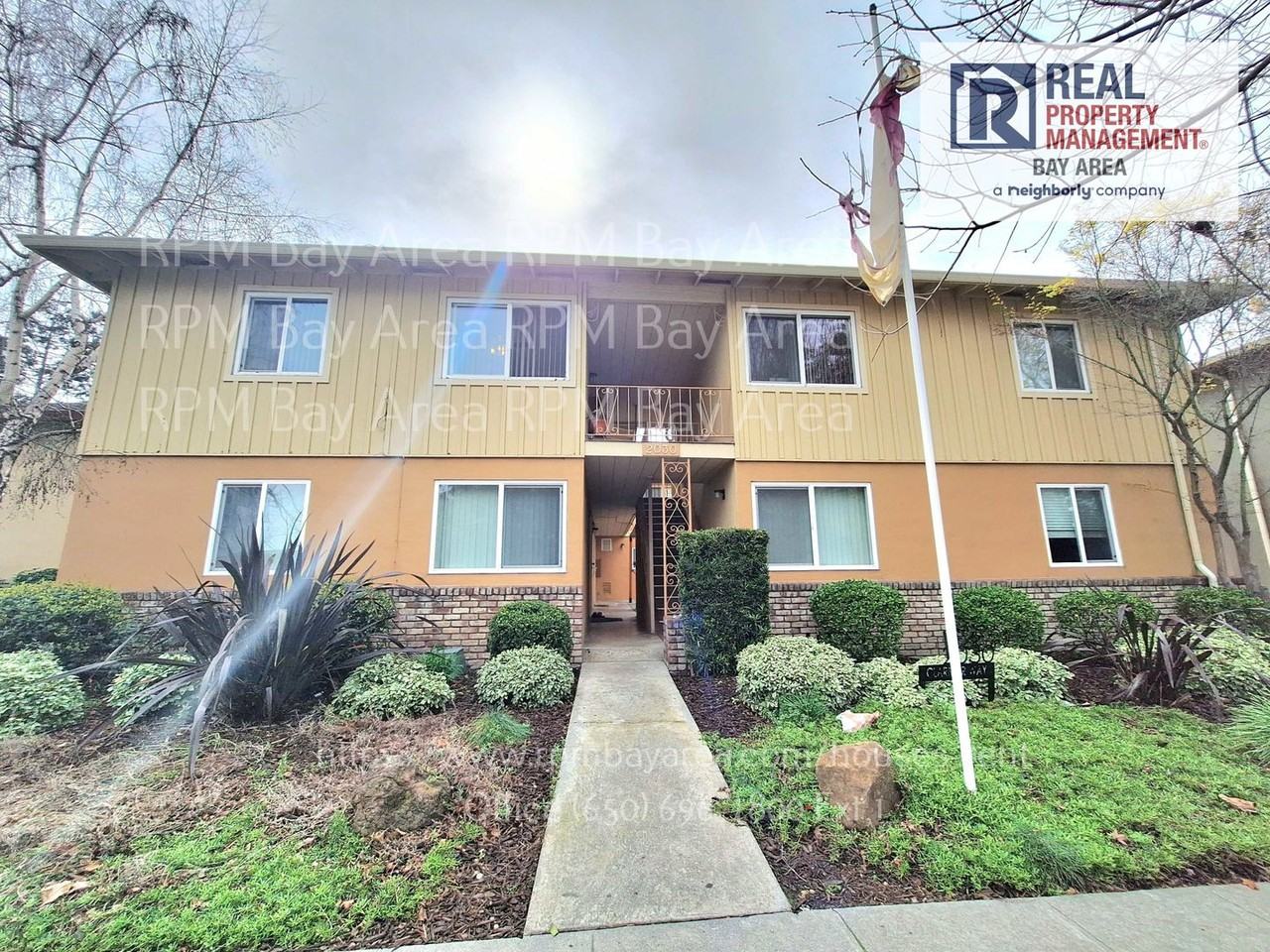 Listing photo 1 of 5