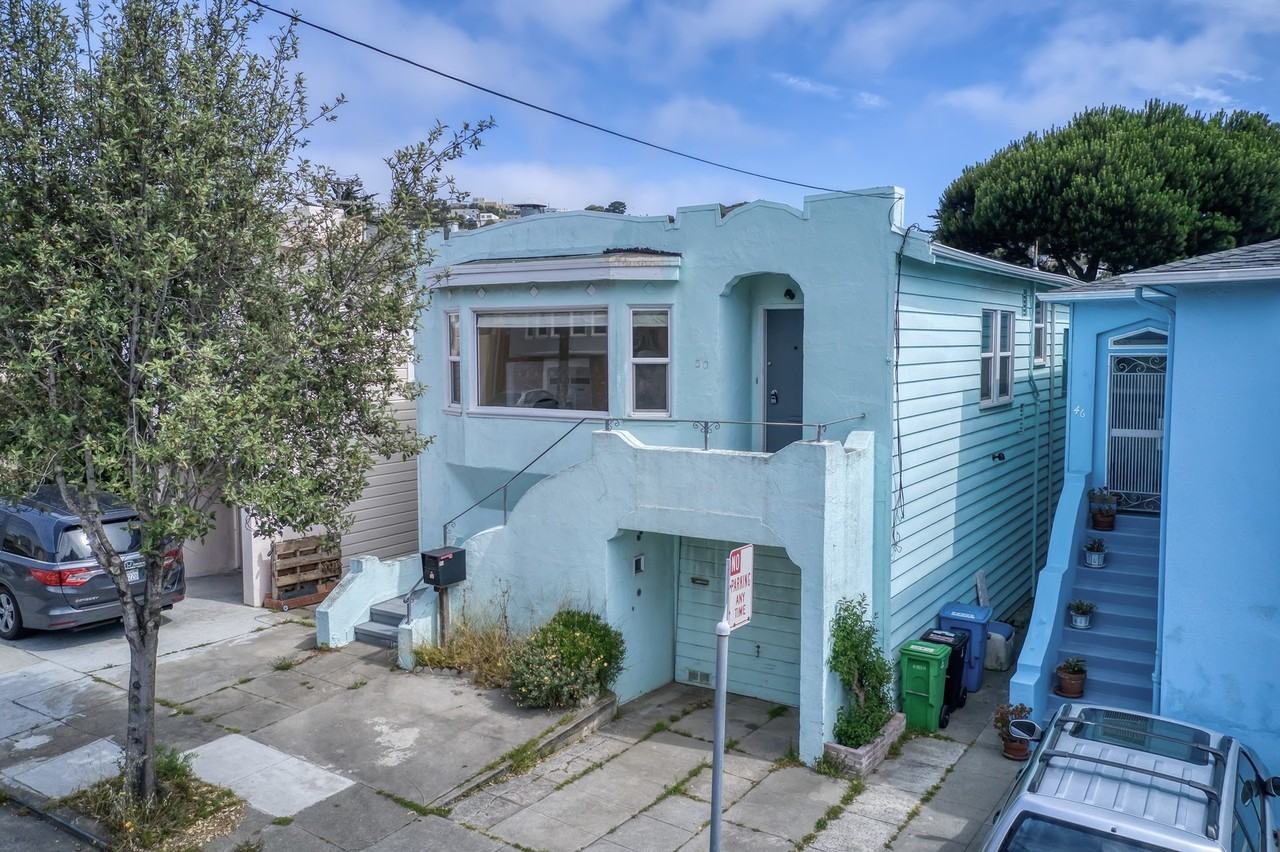 Listing photo 1 of 5