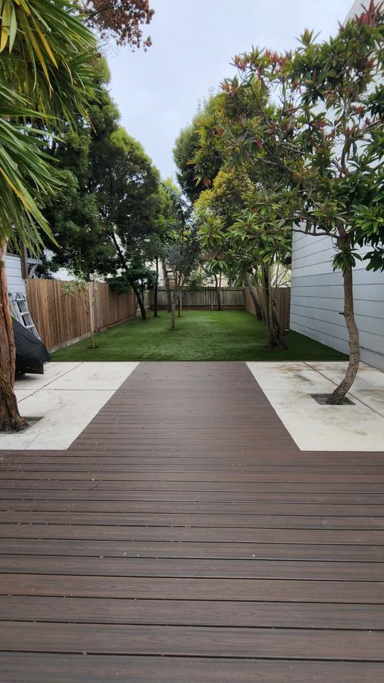 Listing photo 1 of 5