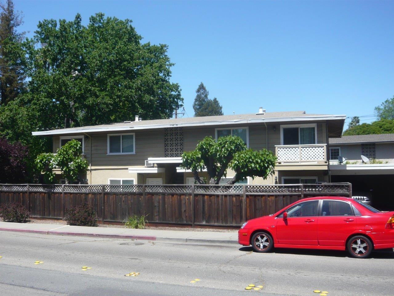 Listing photo 1 of 5