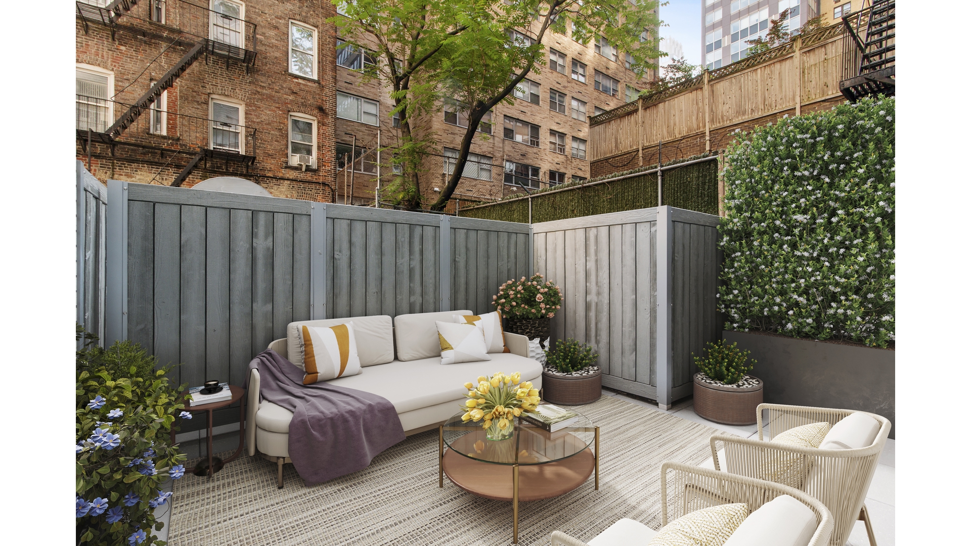 Listing photo 1 of 5