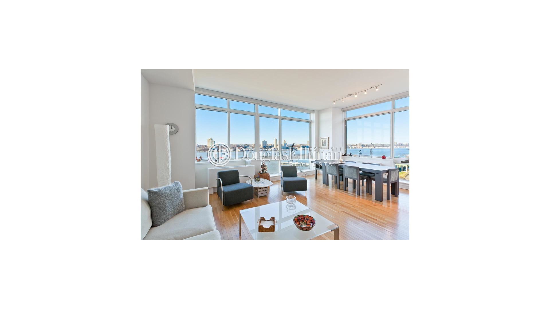 Listing photo 1 of 5