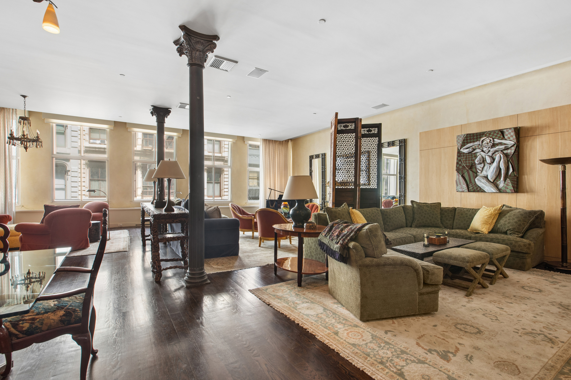 Listing photo 1 of 5