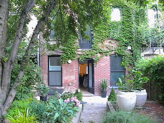 Listing photo