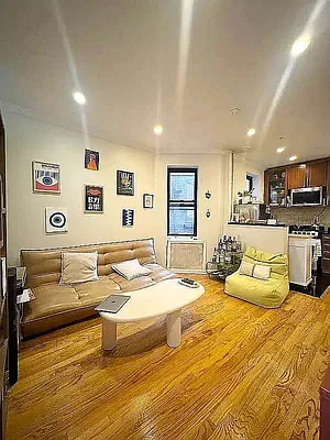 Listing photo