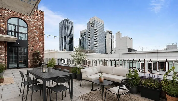 Listing photo