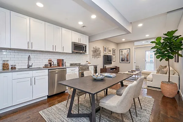Listing photo