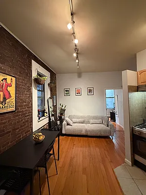 Listing photo