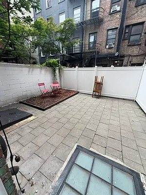 Listing photo