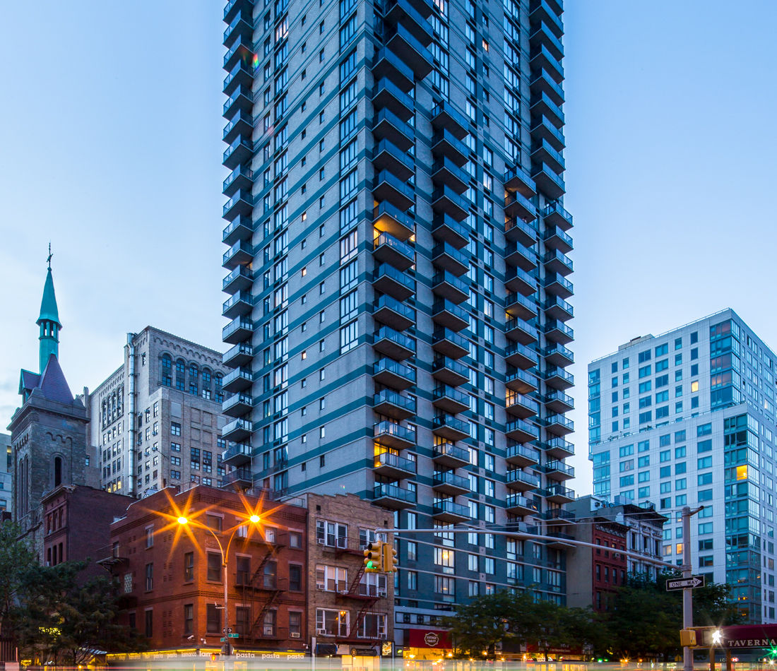 Listing photo 1 of 34