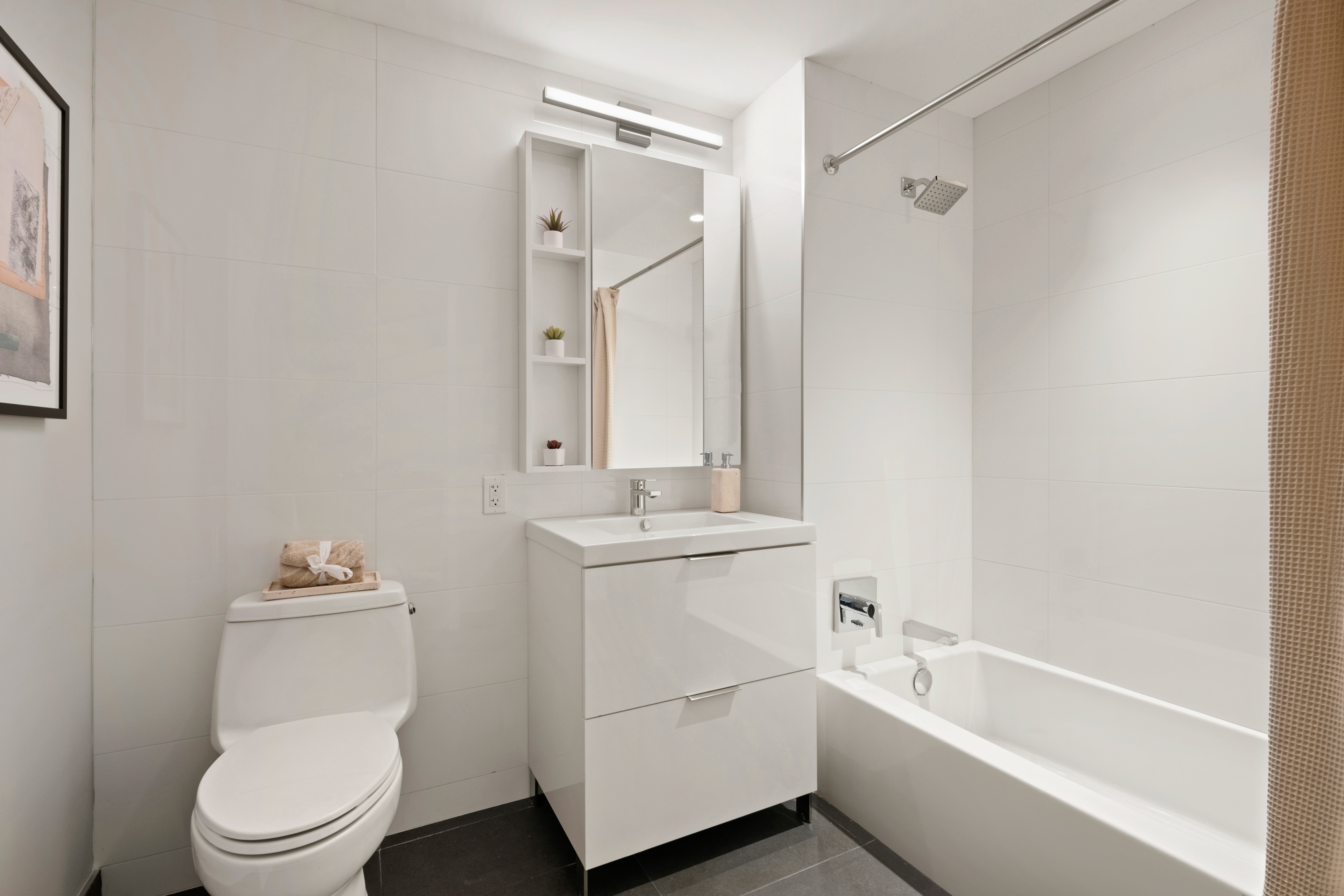 Listing photo 1 of 38