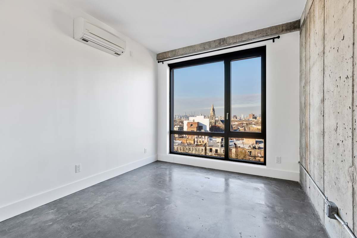 Listing photo 1 of 23