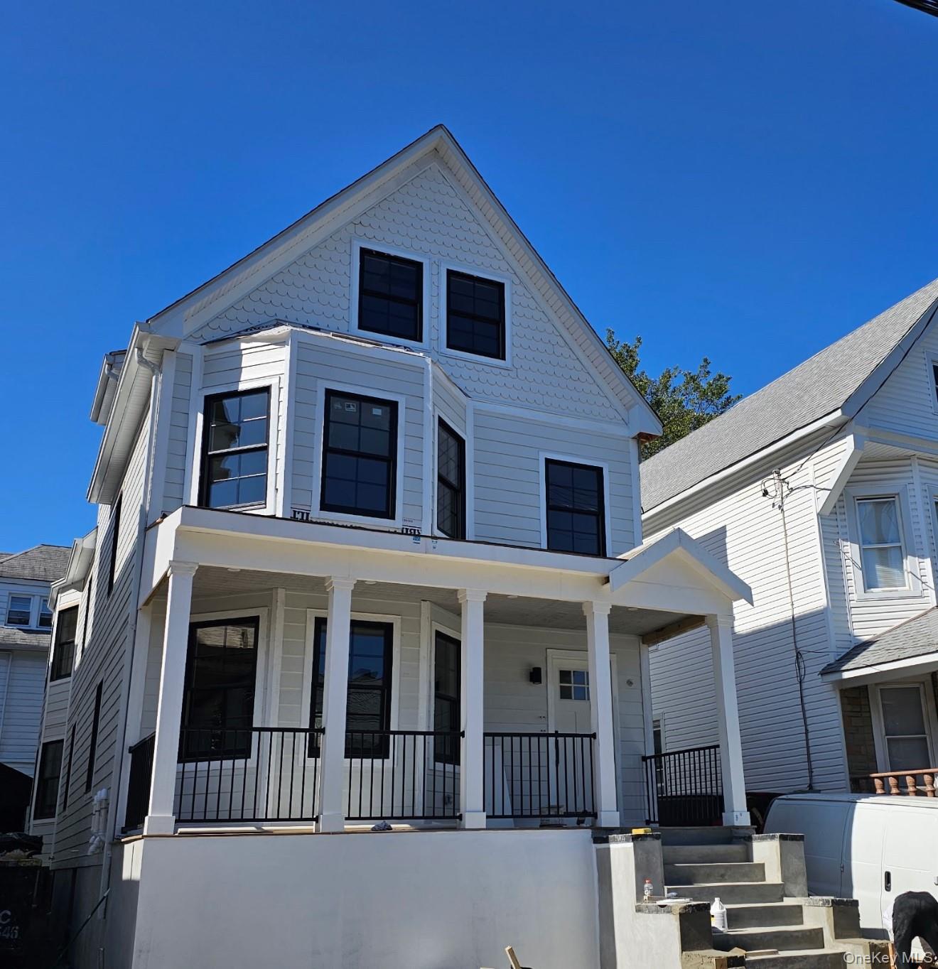 Listing photo 1 of 5