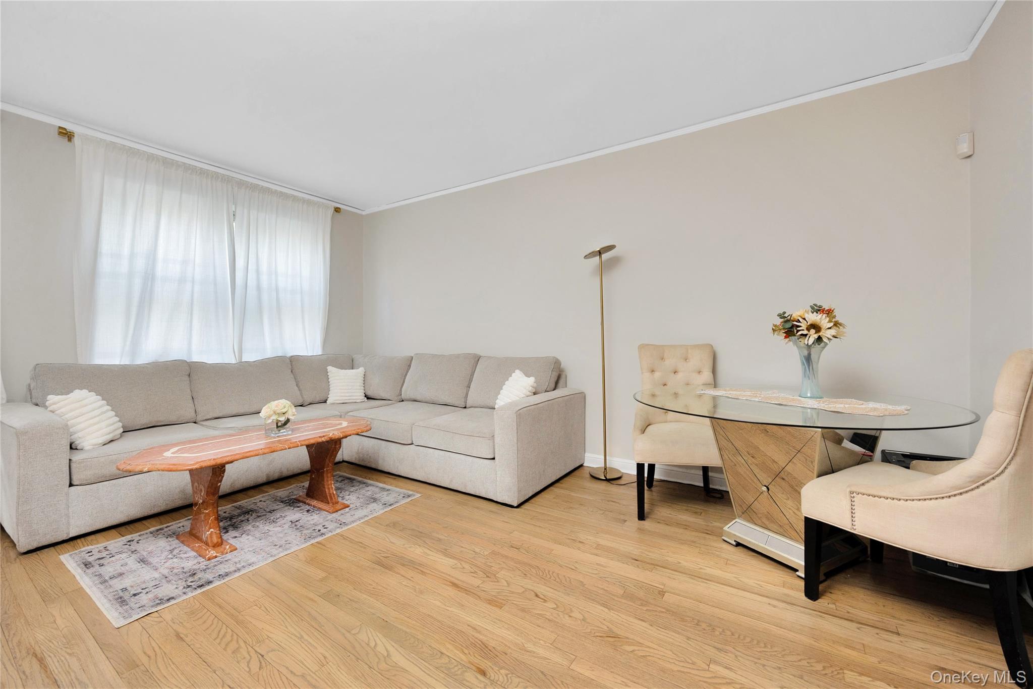 Listing photo 1 of 5