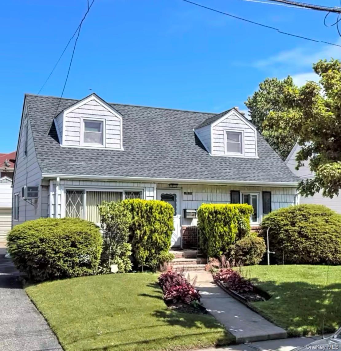 Listing photo 1 of 5