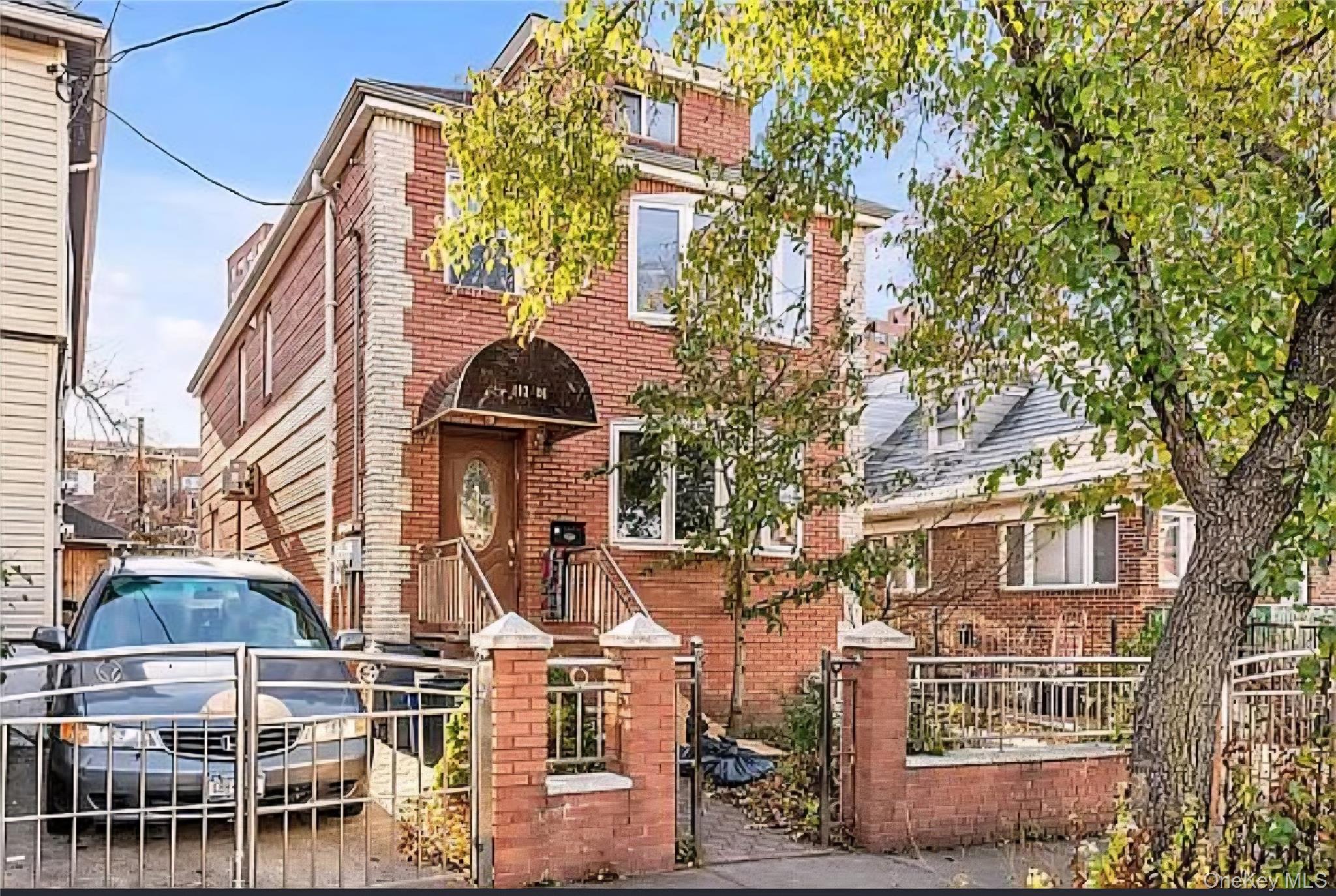 Listing photo 1 of 5