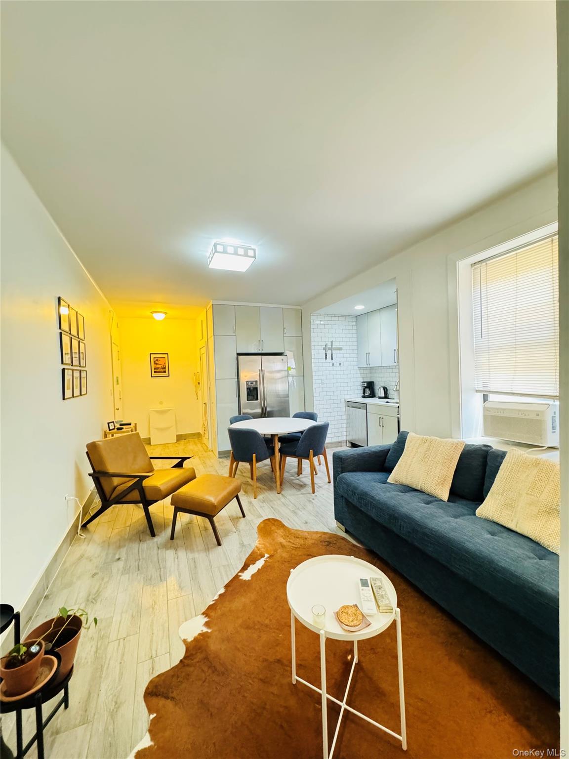 Listing photo 1 of 5